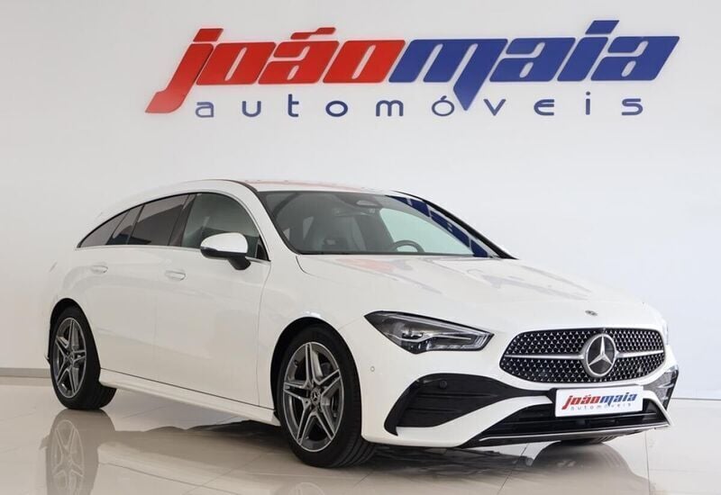 Branco Usado 2023 Mercedes CLA180 Shooting Brake AMG line Carrinha | € 39.800 (Preço justo) - Imagem 1/4