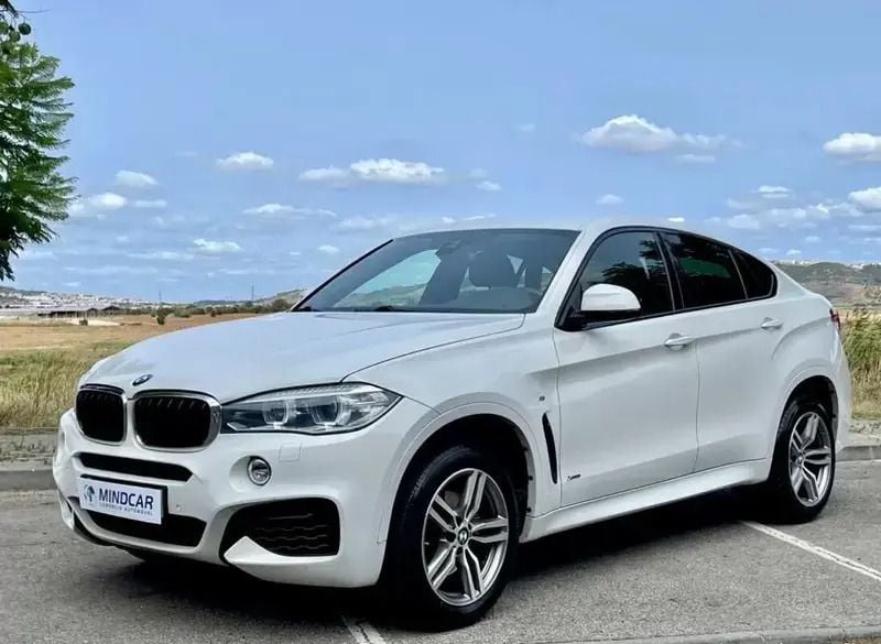 Branco Usado 2015 BMW X6 SUV | € 55.000 - Imagem 1/4