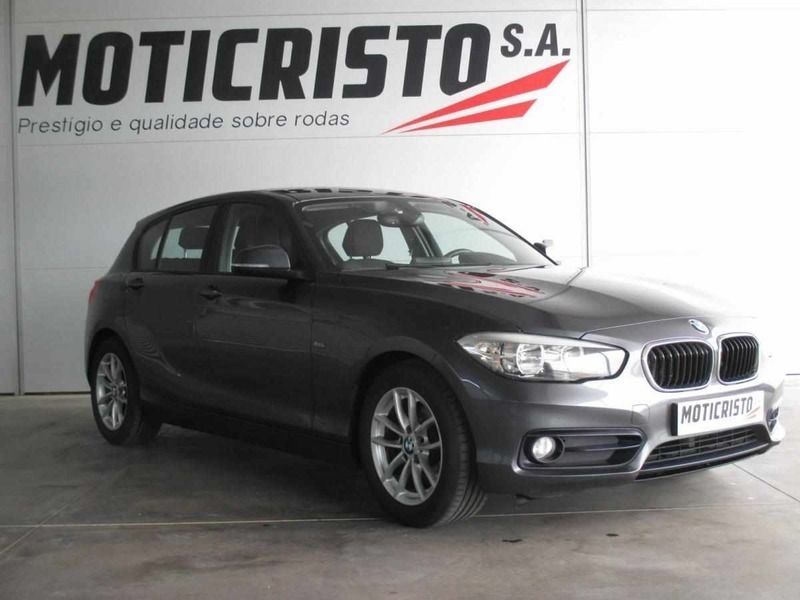 Cinzento Usado 2017 BMW 116 Citadino | € 11.900 (Preço justo) - Imagem 1/4