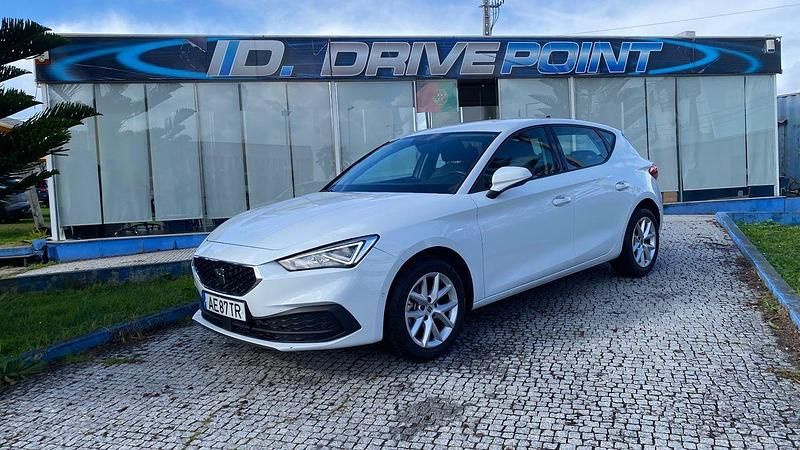 Branco Usado 2020 Seat Leon Style | € 17.900 (Preço justo) - Imagem 1/4