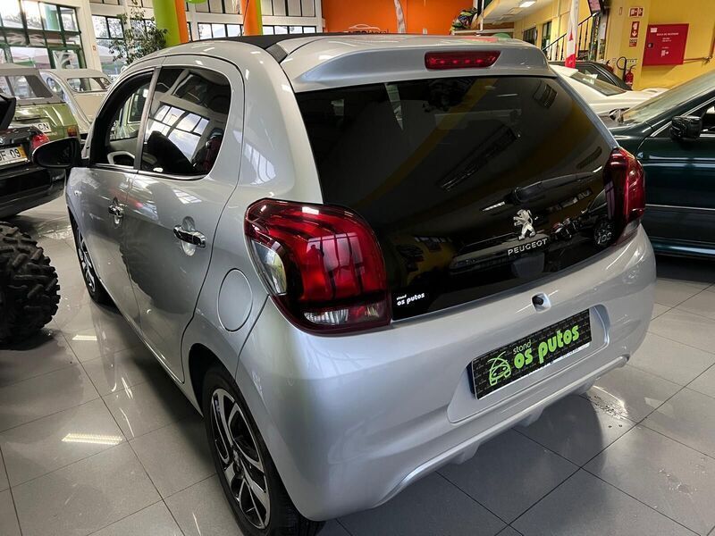 Usado Peugeot 108 Allure 69 HP (50 kW) 2017 Cinzento Citadino