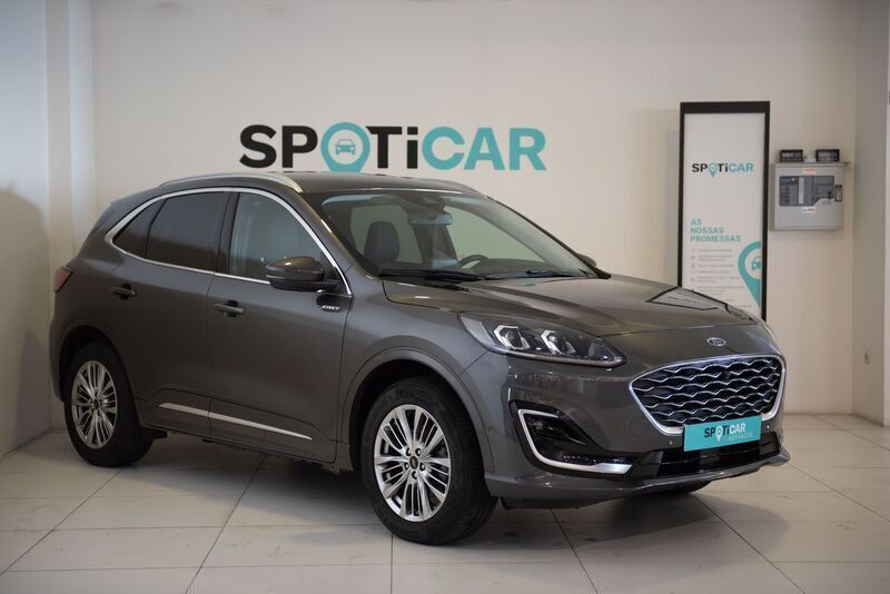 Antracite Usado 2022 Ford Kuga Vignale SUV | € 35.500 (Caro) - Imagem 1/4