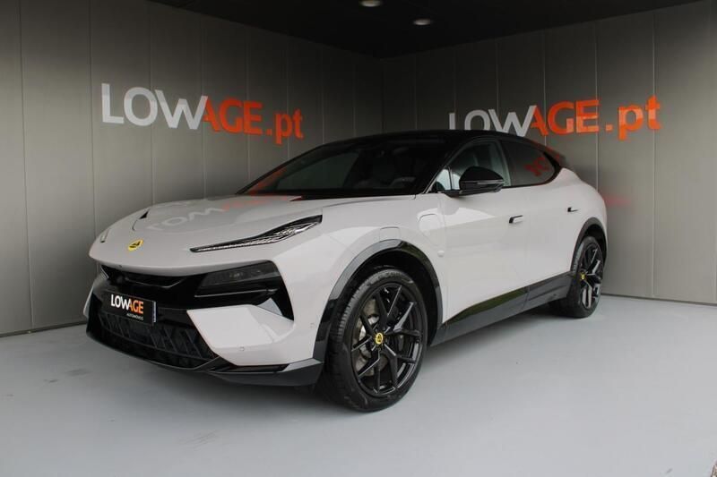 Cinzento Usado 2023 Lotus Eletre SUV | € 96.900 - Imagem 1/4