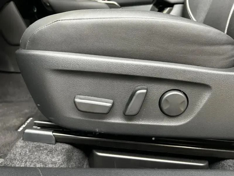 Usado Mazda MX30 Makoto 106 kW (145 HP) 2023 Preto SUV