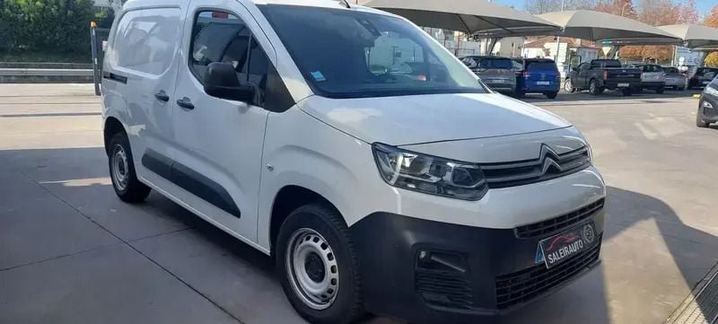 Usado Citroën Berlingo 110 HP (80 kW) 2021 Branco Monovolume
