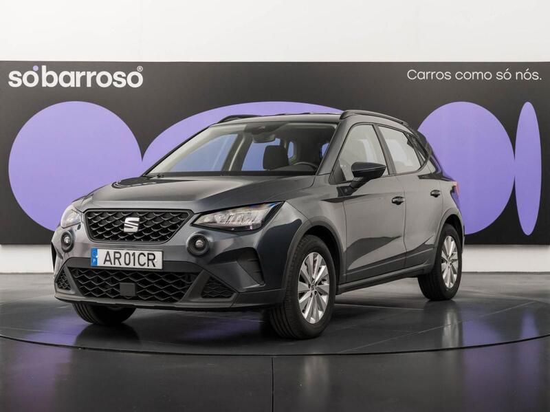 Cinza Usado 2022 Seat Arona Style SUV | € 16.490 (Preço justo) - Imagem 1/4