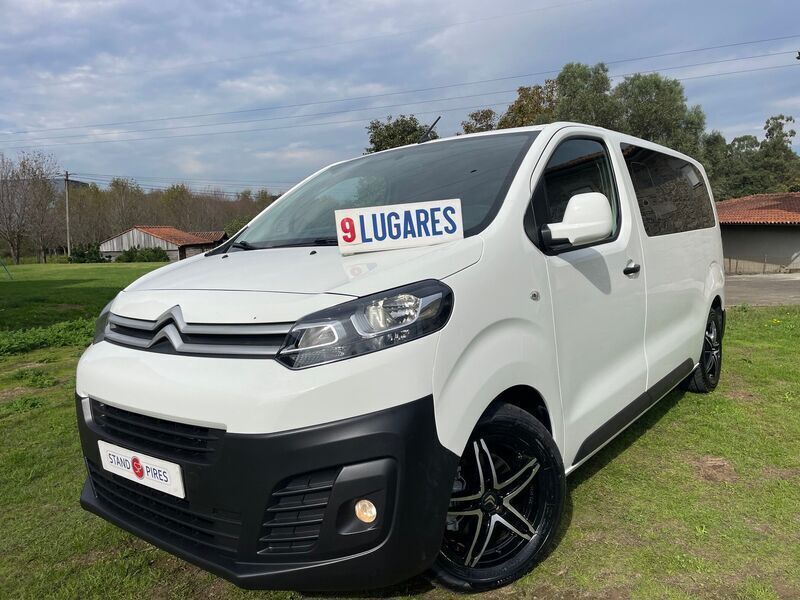 Branco Usado 2019 Citroën Jumpy Monovolume | € 28.999 - Imagem 1/4
