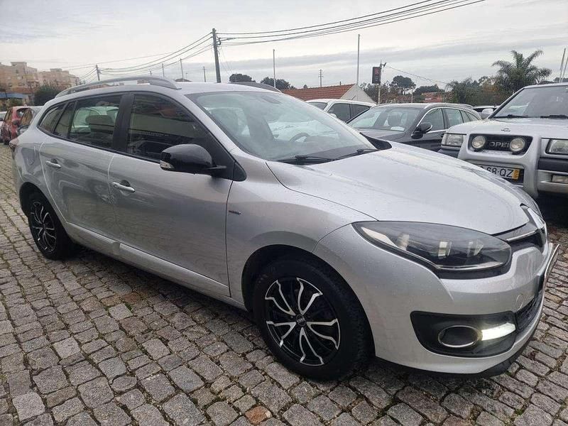 Usado Renault Mégane III 110 HP (80 kW) 2015 Cinzento Carrinha