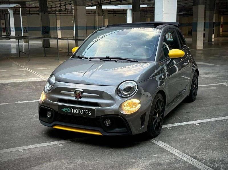 Antracite Usado 2020 Abarth 595C Cabrios | € 19.990 - Imagem 1/4