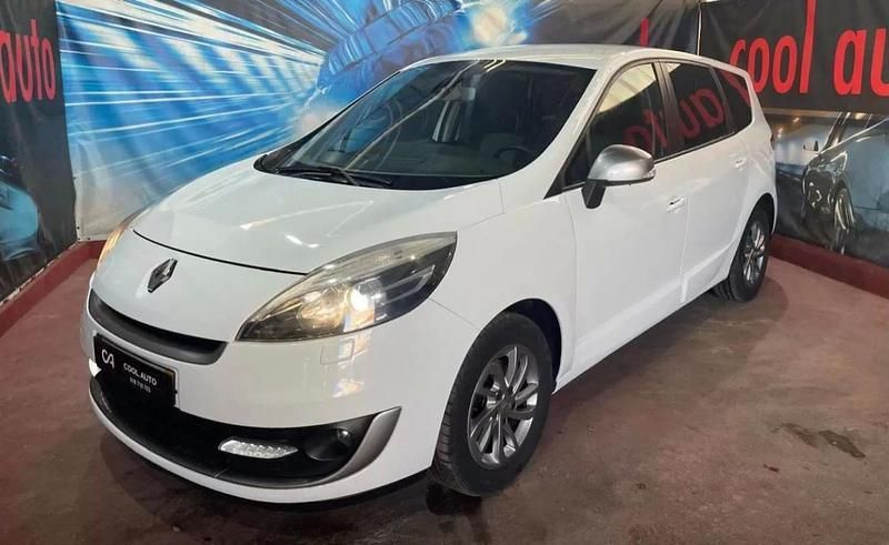 Branco Usado 2012 Renault Grand Scénic III Dynamique Monovolume | € 9.999 (Preço justo) - Imagem 1/4