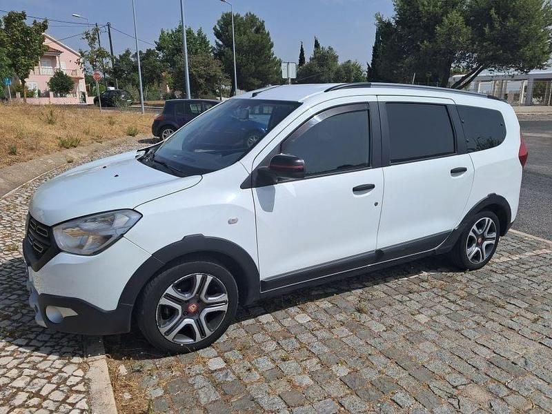 Usado 2019 Dacia Lodgy Monovolume | € 12.500 (Preço elevado) - Imagem 1/4