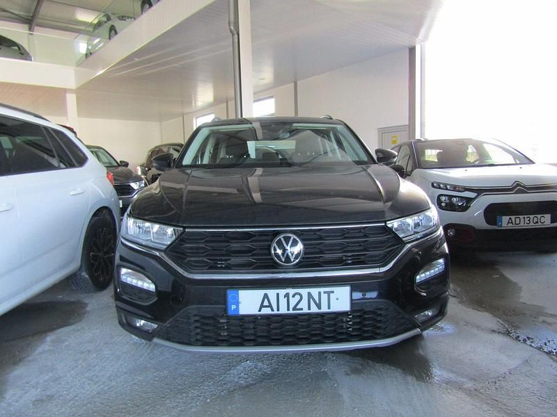 Preto Usado 2021 VW T-Roc Style SUV | € 19.500 (Preço justo) - Imagem 1/4