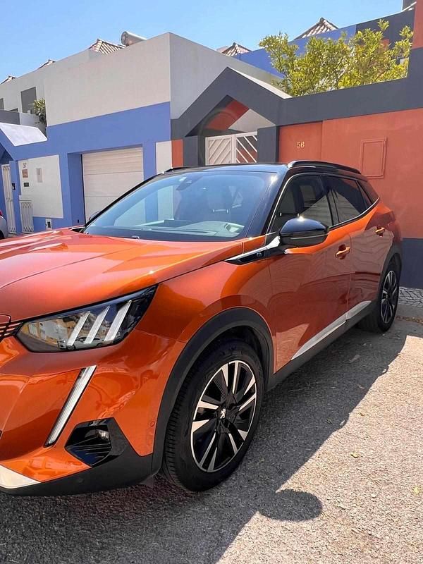 Outra Usado 2021 Peugeot e-2008 SUV | € 21.300 - Imagem 1/4