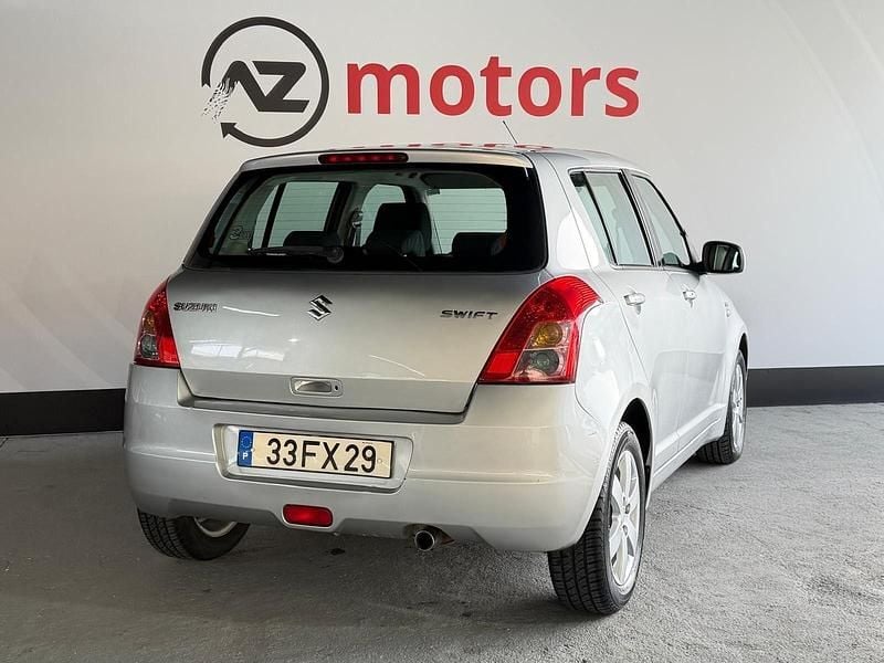 Usado Suzuki Swift GLX 75 HP (55 kW) 2008 Cinza Citadino