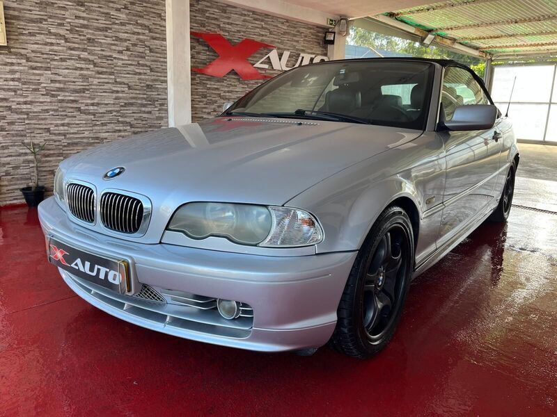 Cinza Usado 2001 BMW 320 Cabriolet Cabrios | € 10.999 - Imagem 1/4