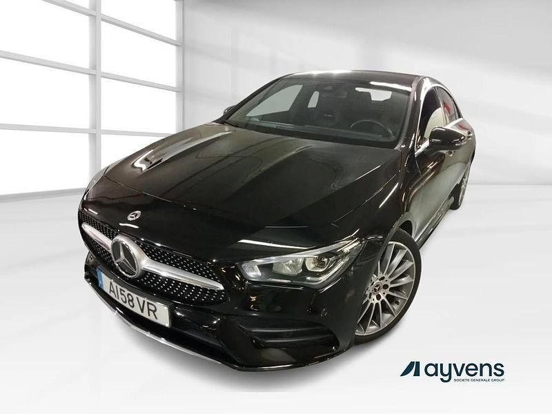 Preto Usado 2021 Mercedes CLA180 AMG line Sedan | € 33.900 - Imagem 1/4