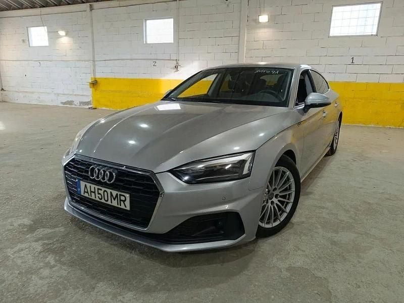 Cinza Usado 2021 Audi A5 Coupé | € 34.100 (Super Preço) - Imagem 1/4
