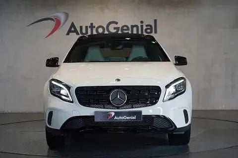 Usado Mercedes GLA180 Urban 109 HP (80 kW) 2017 Branco SUV