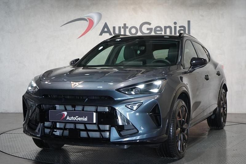 Cinzento Novo 2025 Cupra Formentor SUV | € 40.990 - Imagem 1/4