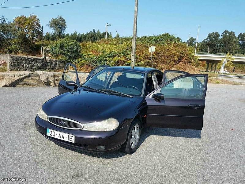 Ford mondeo 97