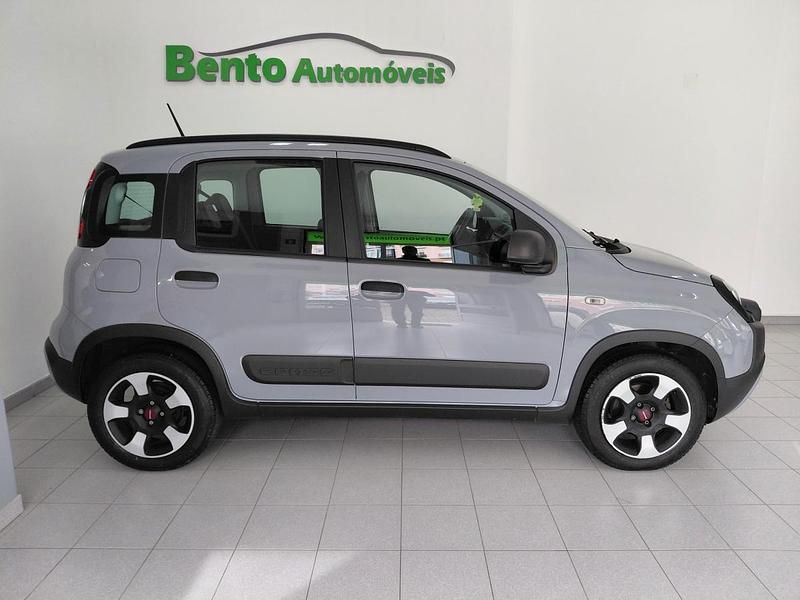 Usado Fiat Panda 70 HP (51 kW) 2020 Cinzento Citadino