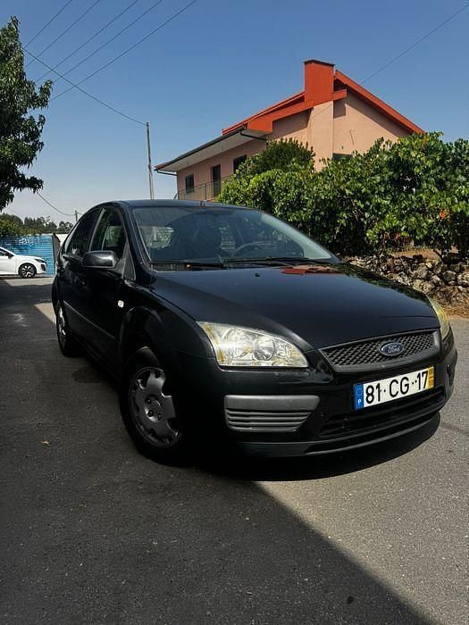 Usado 2006 Ford Focus Sedan | € 3.200 (Preço justo) - Imagem 1/4