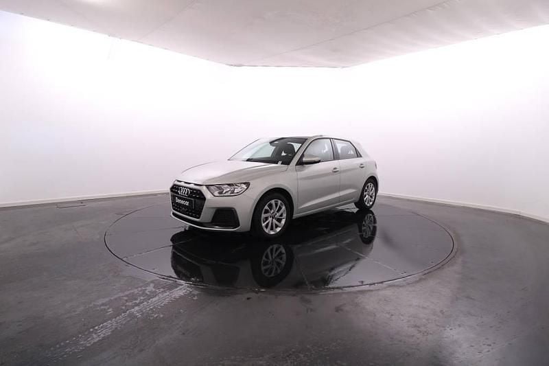 Cinzento Usado 2024 Audi A1 Sportback Citadino | € 23.900 (Preço elevado) - Imagem 1/4