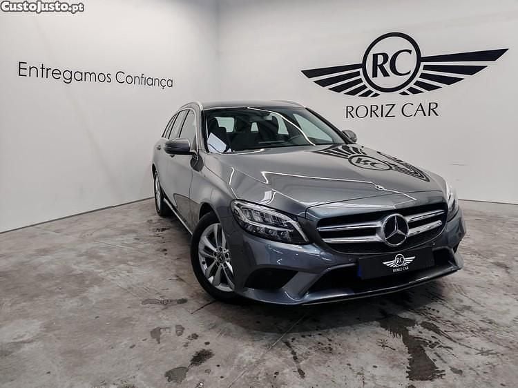 Cinza Usado 2019 Mercedes C220 Avantgarde Carrinha | € 25.900 (Preço justo) - Imagem 1/1
