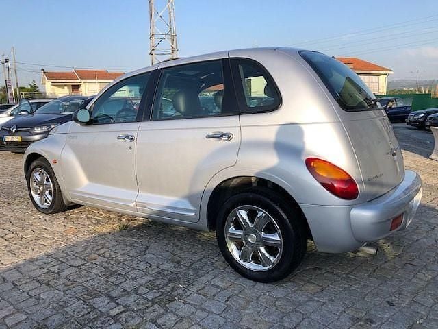 Usado Chrysler PT Cruiser 150 HP (110 kW) 2003 Cinza prata Sedan