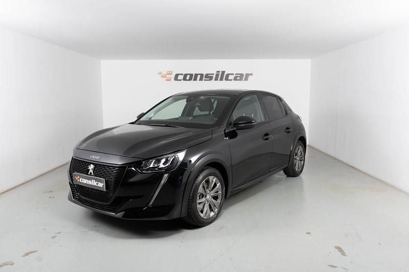 Preto Usado 2022 Peugeot e-208 Allure Citadino | € 17.890 (Bom preço) - Imagem 1/4