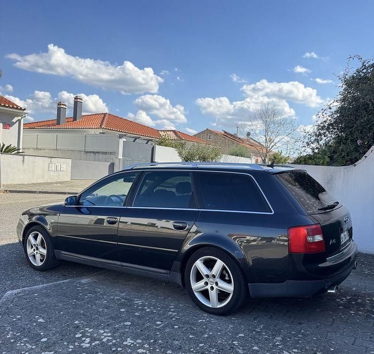 Usado 2002 Audi A6 Sedan | € 5.750 - Imagem 1/4