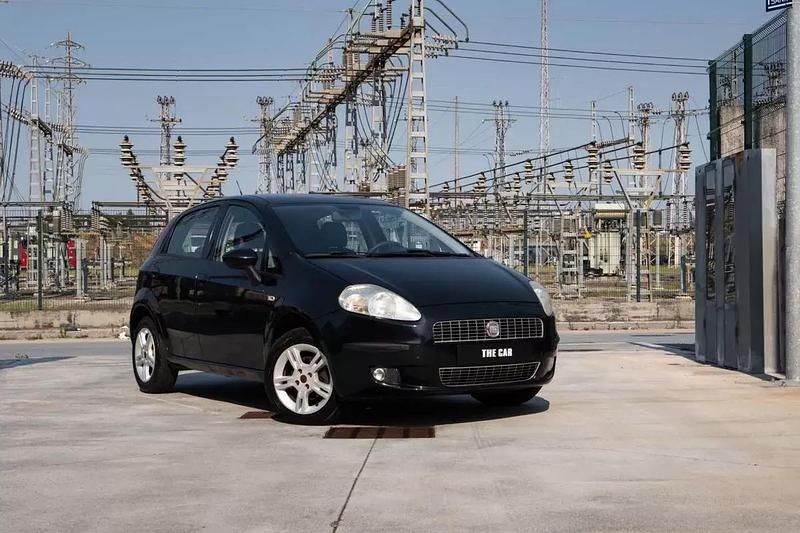 Preto Usado 2009 Fiat Grande Punto Dynamic Citadino | € 5.999 (Preço justo) - Imagem 1/4