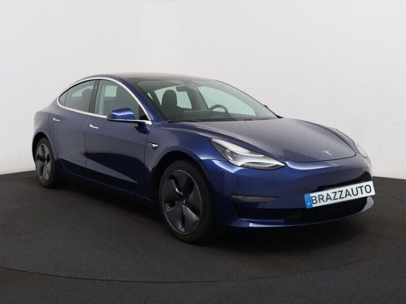 Cinzento Usado 2019 Tesla Model 3 Sedan | € 24.490 (Preço justo) - Imagem 1/4