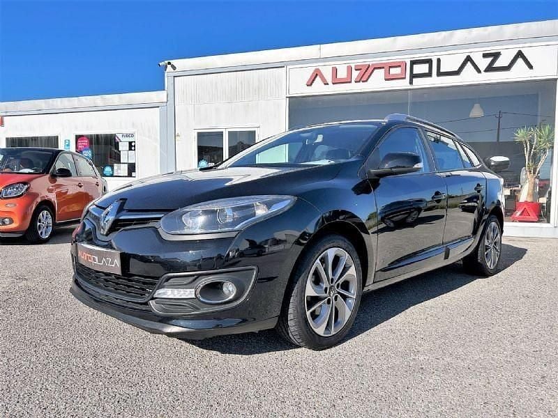 Preto Usado 2014 Renault Mégane GrandTour Dynamique Carrinha | € 10.750 (Preço justo) - Imagem 1/4