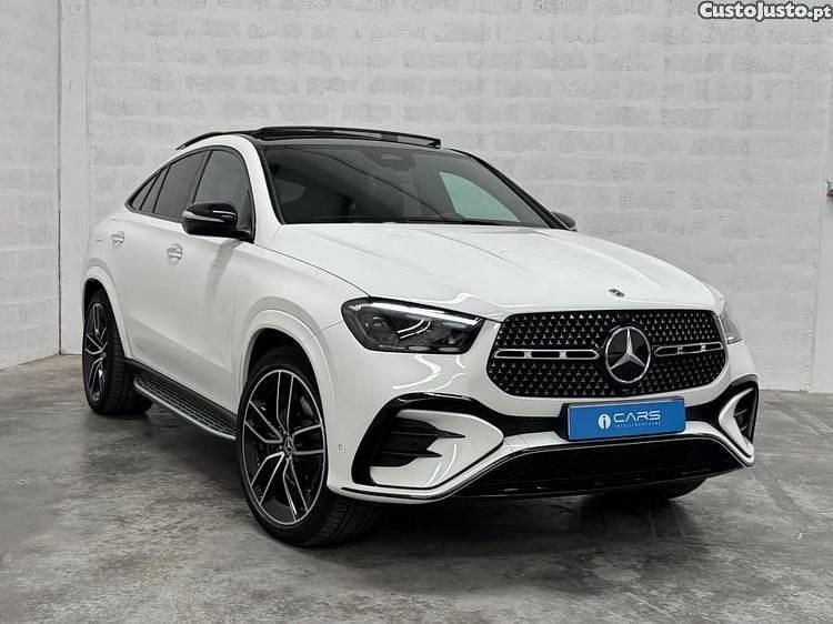 Branco Usado 2024 Mercedes 350 Coupé | € 89.900 - Imagem 1/1