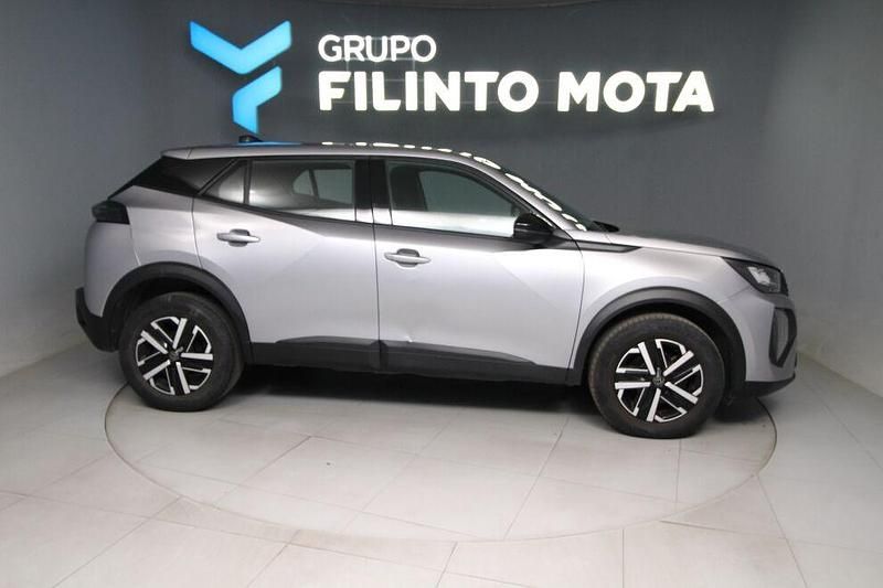 Cinza Usado 2024 Peugeot 2008 Active SUV | € 19.740 (Bom preço) - Imagem 1/4