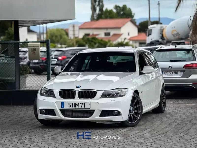 Preto Usado 2009 BMW 320 Sport Line Carrinha | € 12.800 (Preço justo) - Imagem 1/4