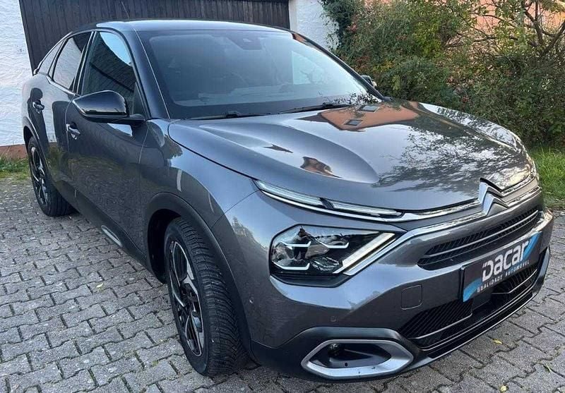 Cinza Usado 2022 Citroën C4 Shine SUV | € 20.499 (Bom preço) - Imagem 1/4