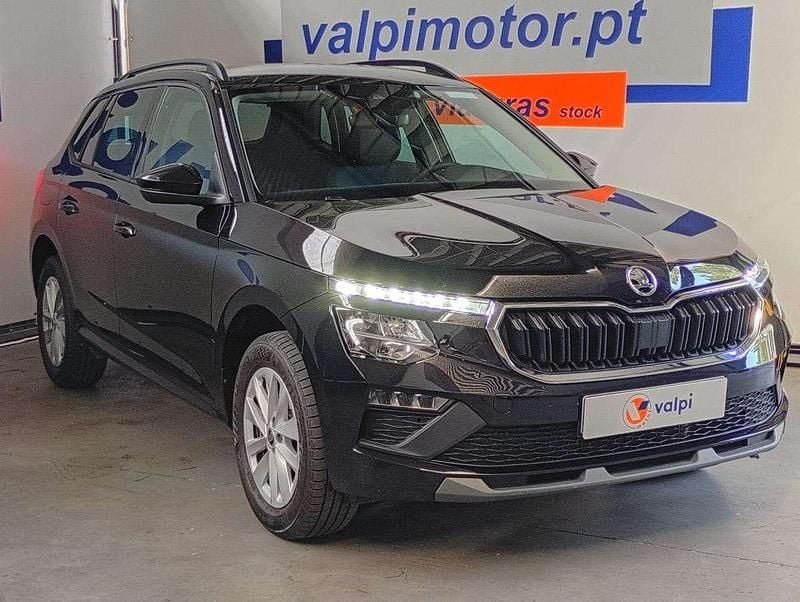 Usado Skoda Kamiq 116 HP (85 kW) 2025 Preto SUV