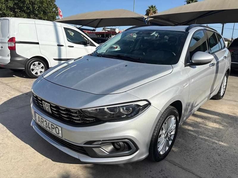 Cinzento Usado 2022 Fiat Tipo Carrinha | € 14.750 (Preço justo) - Imagem 1/4