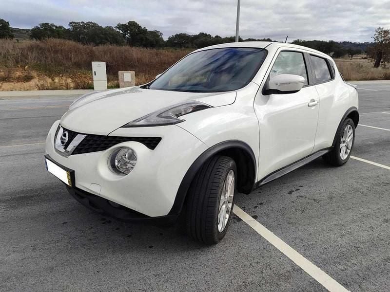 Usado Nissan Juke 116 HP (85 kW) 2018 Branco SUV