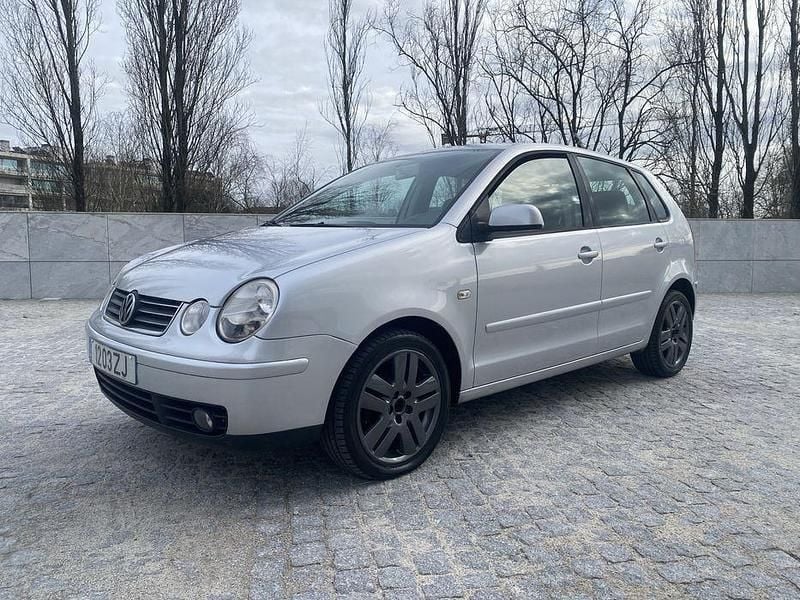 Usado 2005 VW Polo Highline Sedan | € 2.750 (Bom preço) - Imagem 1/4