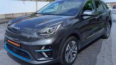 Usado 2021 Kia e-Niro SUV | € 23.490 (Preço justo)