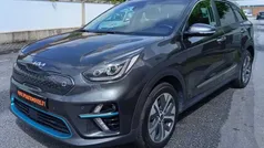 Cinza Usado 2021 Kia e-Niro SUV | € 23.490 (Preço justo)