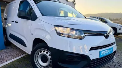 Usado Toyota Proace City City 100 HP (73 kW) 2024 Monovolume