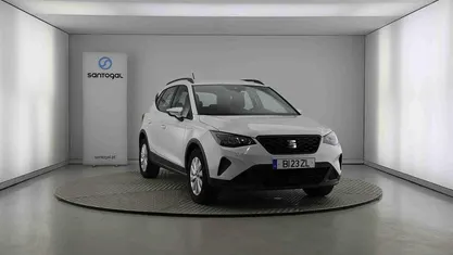 Usado Seat Arona Style 95 HP (69 kW) 2024 Branco SUV
