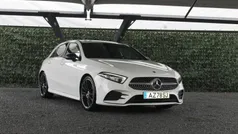 Branco Usado 2018 Mercedes A180 AMG line | € 22.490 (Preço justo)