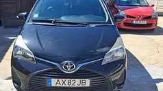 Preto Usado 2015 Toyota Yaris | € 8.950 (Preço justo)