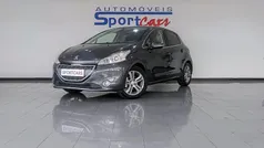 Cinzento Usado 2012 Peugeot 208 Active Citadino | € 10.950 (Preço justo)