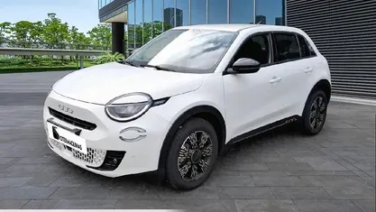 Usado Fiat 600 145 HP (106 kW) 2025 Branco SUV